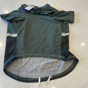 Top-paw tee shirt large, new with tags. Army green tie dye look. Lightweight.